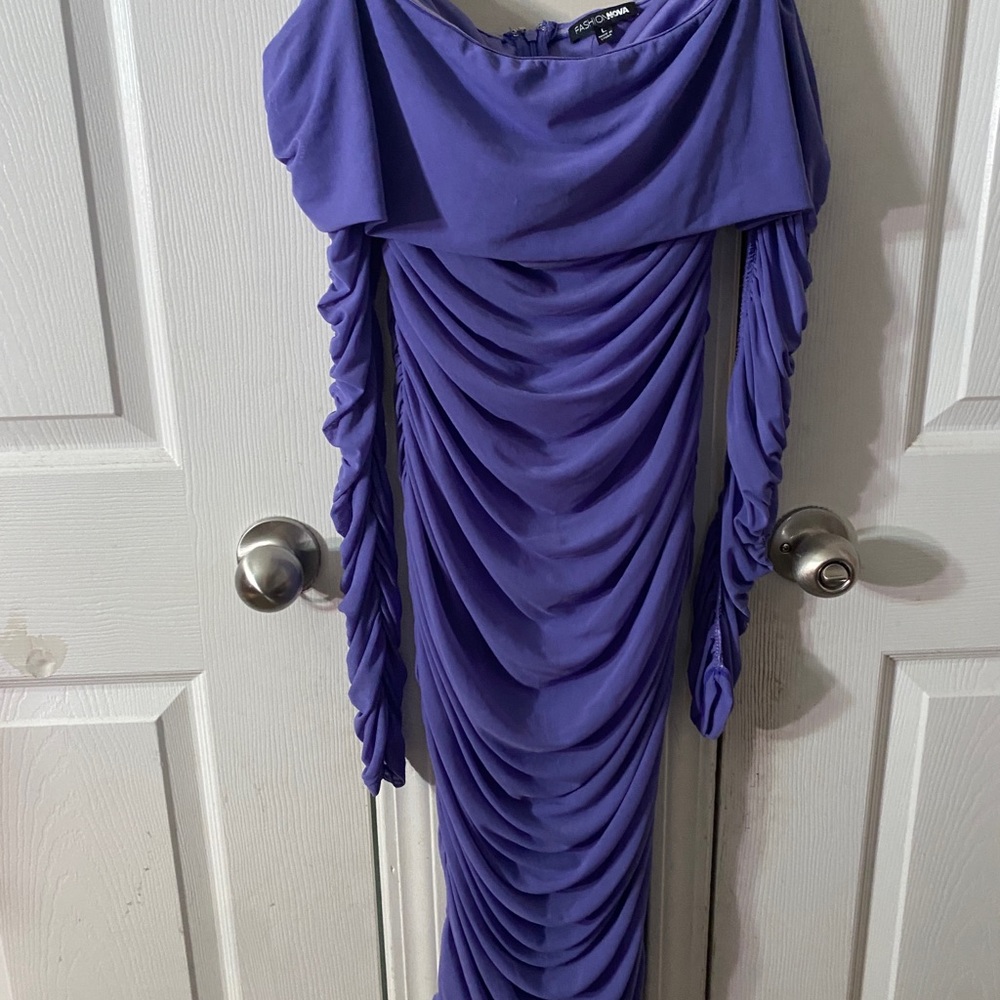FASHION NOVA “Ready In A Runched Off the Shoulder Midi dress”